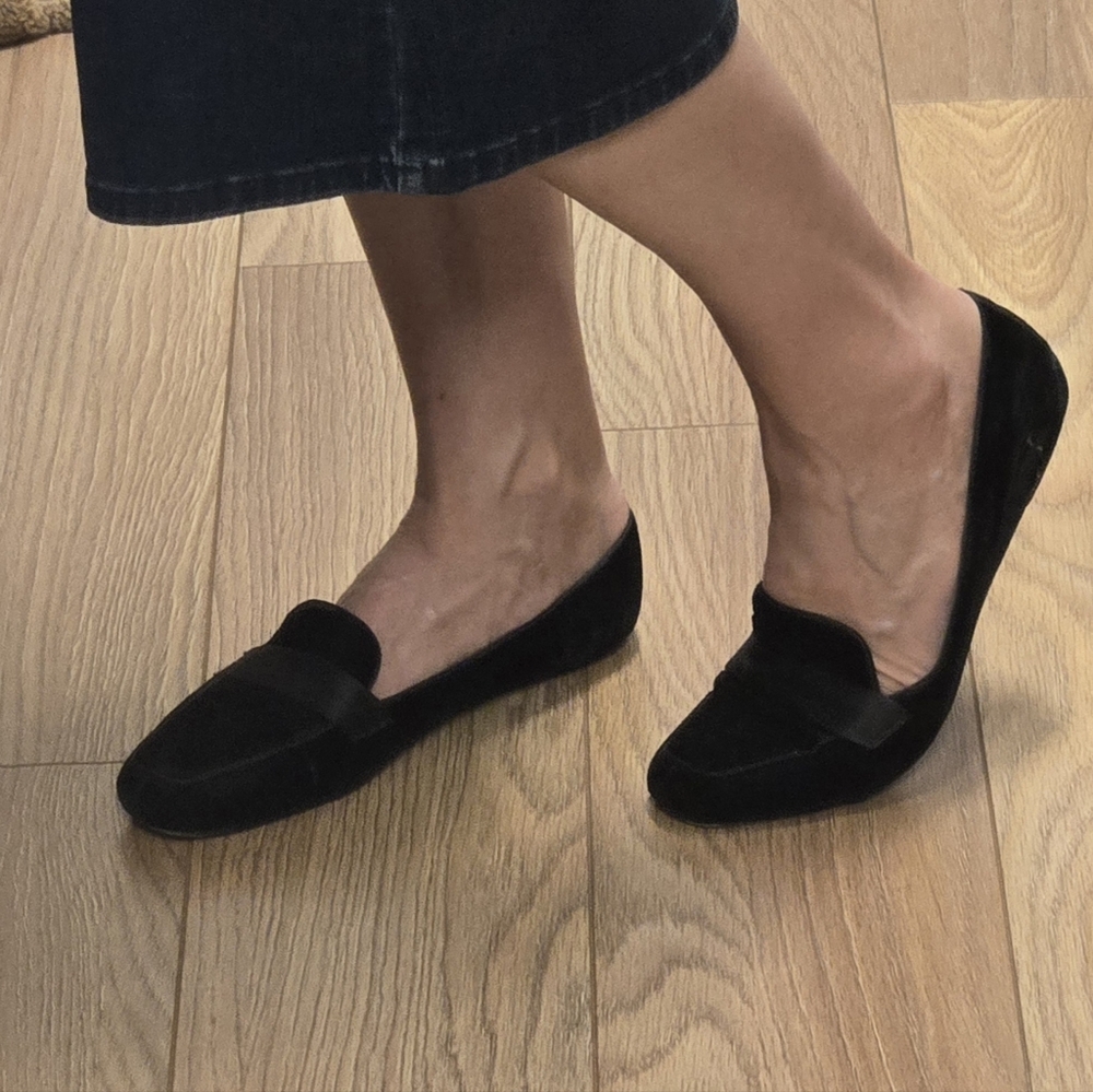 Delman Black Women's Velvet Loafers